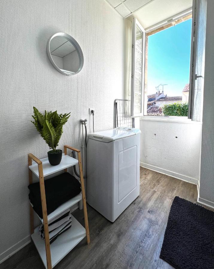 Le Myvi - Wifi - Hyper Centre Cognac Appartement Buitenkant foto